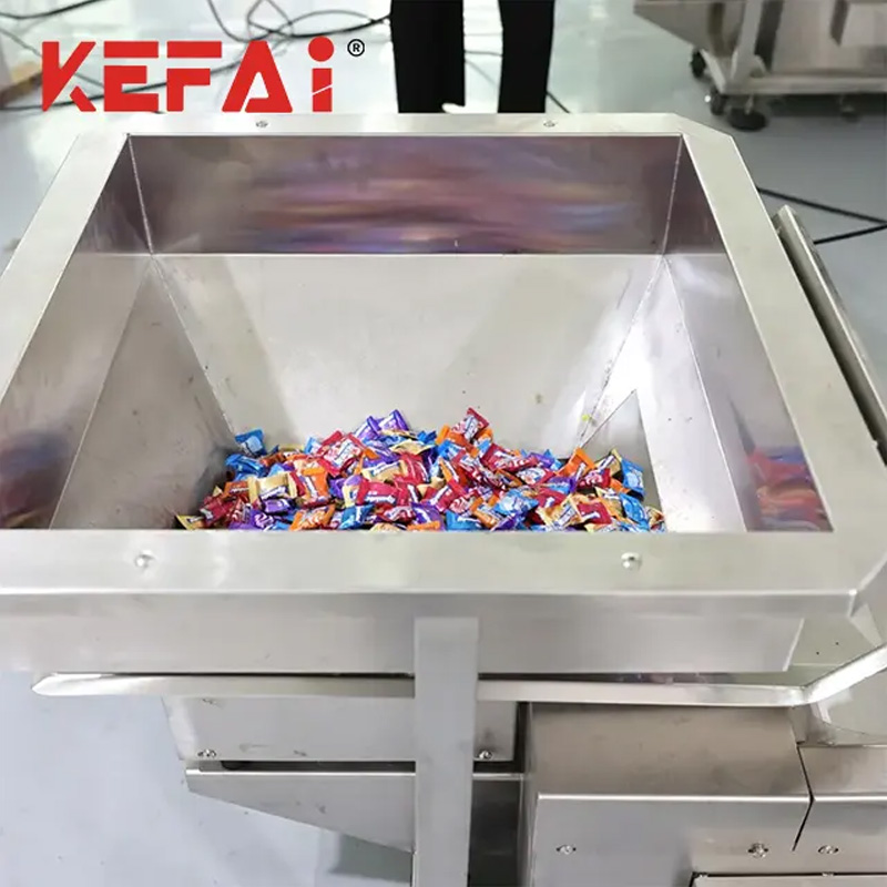 Detalji mašine za pakovanje slatkiša KEFAI 2